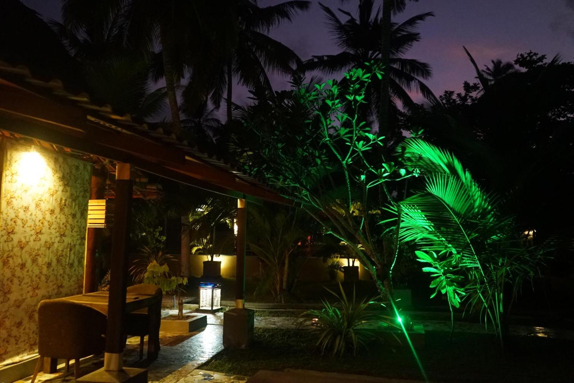 Red Coconut Villa Bentota Luaran gambar